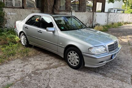 Mercedes-Benz C 180 Gebrauchtwagen
