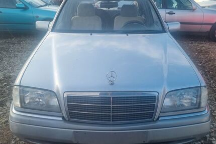 Mercedes-Benz C 180 Gebrauchtwagen