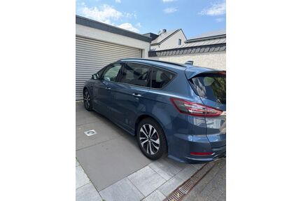 Ford S-Max Gebrauchtwagen
