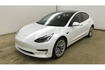 Tesla Model 3 Gebrauchtwagen