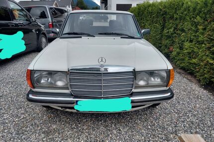 Mercedes-Benz E 230 Gebrauchtwagen