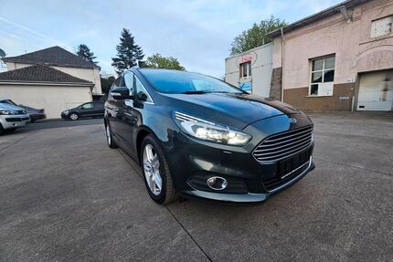 Ford S-Max Gebrauchtwagen