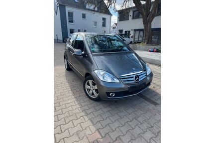 Mercedes-Benz A 180 Gebrauchtwagen