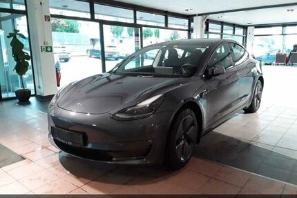 Tesla Model 3 Gebrauchtwagen
