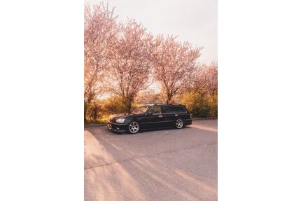 Toyota Crown Gebrauchtwagen