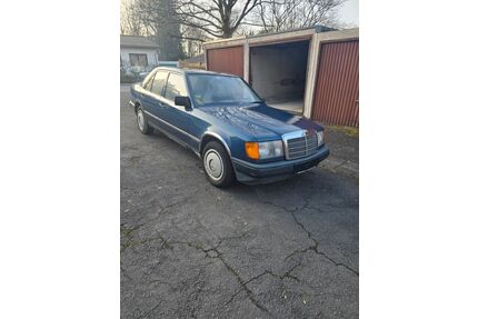 Mercedes-Benz 260 Gebrauchtwagen