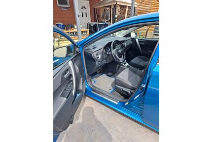 Toyota Auris Gebrauchtwagen