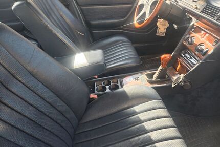 Mercedes-Benz E 200 Gebrauchtwagen