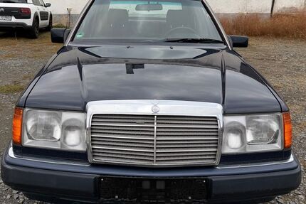 Mercedes-Benz E 230 Gebrauchtwagen