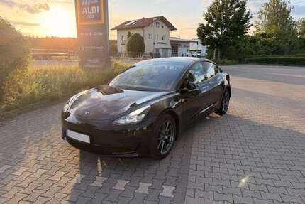 Tesla Model 3 Gebrauchtwagen