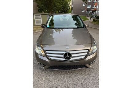Mercedes-Benz B 180 Gebrauchtwagen