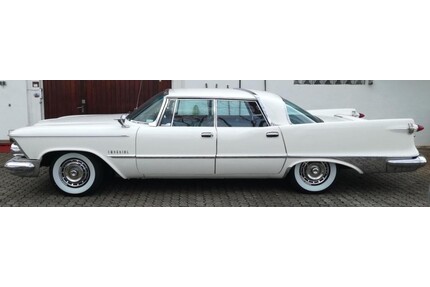 Chrysler Imperial Crown 4 Door Sedan Gebrauchtwagen