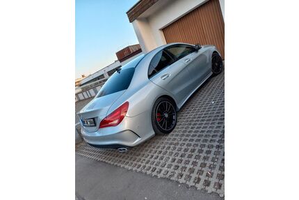 Mercedes-Benz CLA 250 Gebrauchtwagen