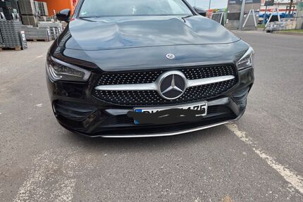 Mercedes-Benz CLA 220 Shooting Brake Gebrauchtwagen