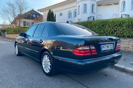 Mercedes-Benz E 220 Gebrauchtwagen