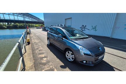 Peugeot 5008 Gebrauchtwagen