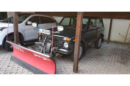 Lada Niva Gebrauchtwagen