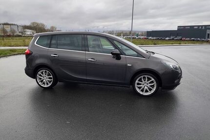 Opel Zafira Tourer Gebrauchtwagen