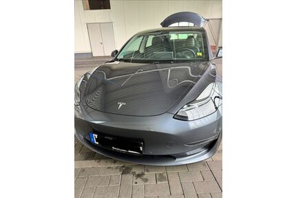 Tesla Model 3 Gebrauchtwagen