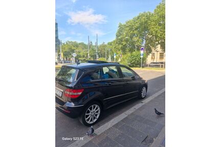 Mercedes-Benz B 200 Gebrauchtwagen