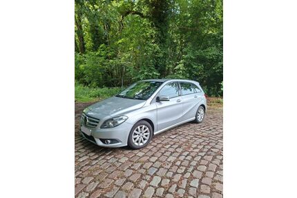 Mercedes-Benz B 180 Gebrauchtwagen
