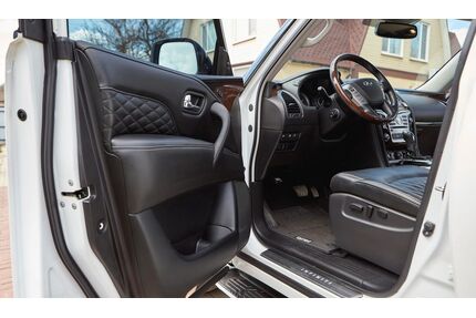 INFINITI QX80 Gebrauchtwagen