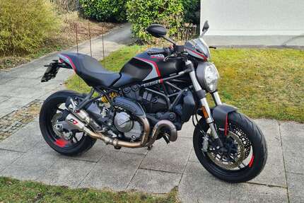Ducati Monster 821 Gebrauchtwagen