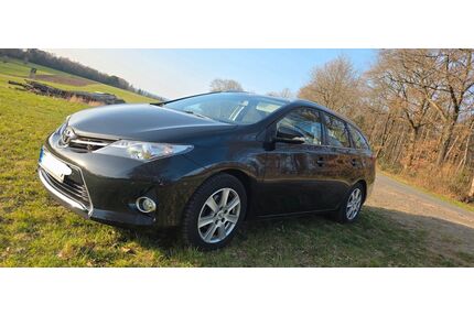 Toyota Auris Touring Sports Gebrauchtwagen