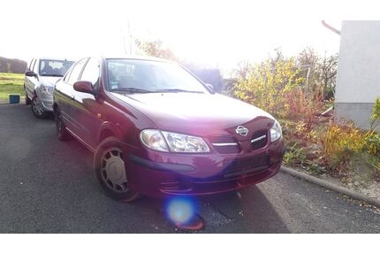 Nissan Almera Gebrauchtwagen