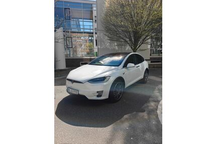 Tesla Model X Gebrauchtwagen