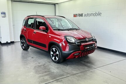 Fiat Panda Cross Red 1.0 Hybrid 1.Hand Neuwertig! Gebrauchtwagen
