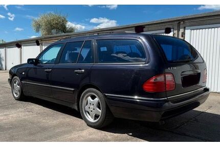 Mercedes-Benz E 230 Gebrauchtwagen