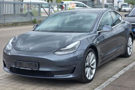 Tesla Model 3 Gebrauchtwagen