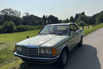 Mercedes-Benz 280CE 