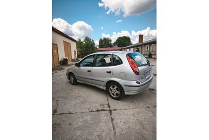 Nissan Almera Tino Gebrauchtwagen