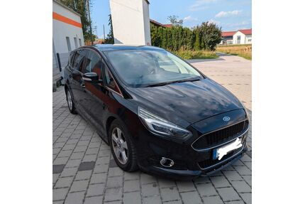 Ford S-Max Gebrauchtwagen