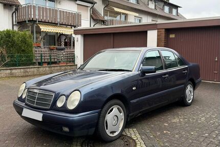 Mercedes-Benz E 320 Gebrauchtwagen