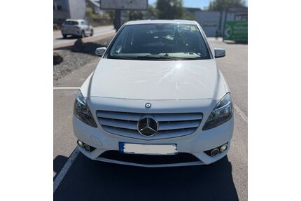 Mercedes-Benz B 180 Gebrauchtwagen