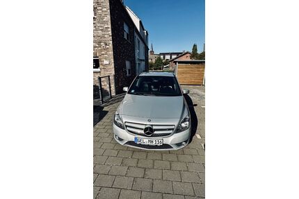 Mercedes-Benz B 180 Gebrauchtwagen