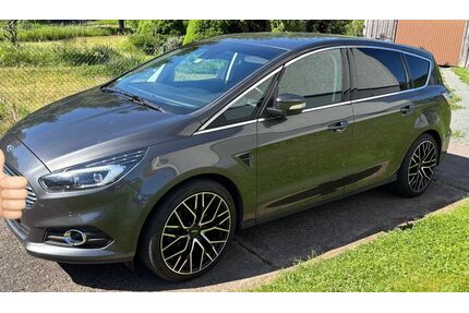 Ford S-Max Gebrauchtwagen