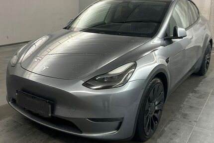 Tesla Model Y Gebrauchtwagen