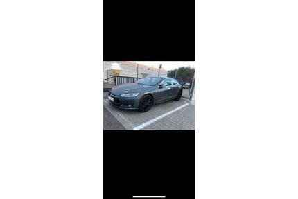 Tesla Model S Gebrauchtwagen