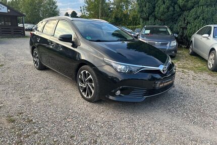 Toyota Auris Gebrauchtwagen