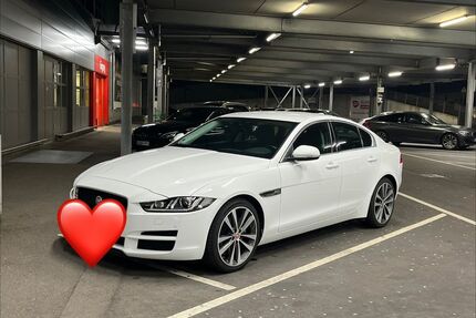 Jaguar XE Gebrauchtwagen