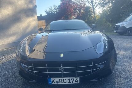 Ferrari FF Gebrauchtwagen