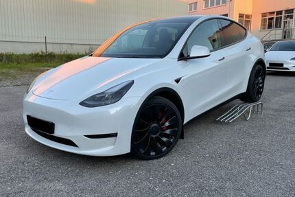 Tesla Model Y Gebrauchtwagen
