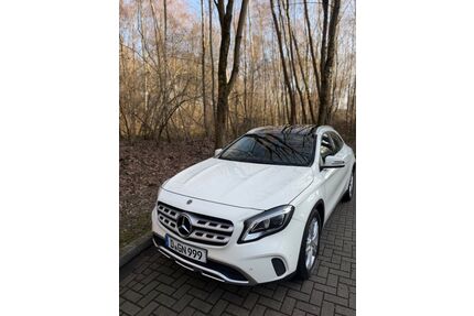 Mercedes-Benz GLA 180 Gebrauchtwagen