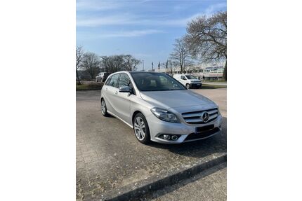 Mercedes-Benz B 180 Gebrauchtwagen