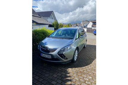 Opel Zafira Tourer Gebrauchtwagen