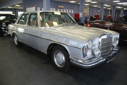 Mercedes-Benz 280 Gebrauchtwagen
